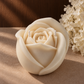 Belle, candela scultorea a forma di rosa della Collezione Design.